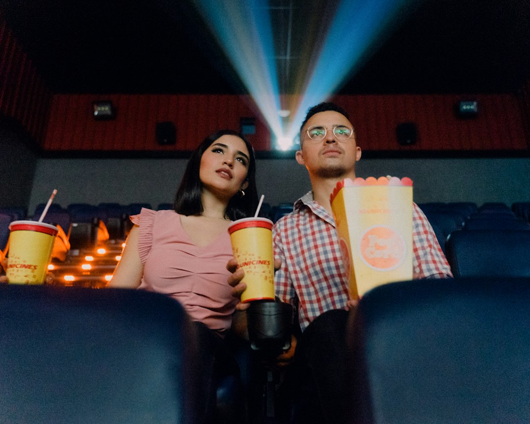 Návštěva kina a filmový večer s občerstvením